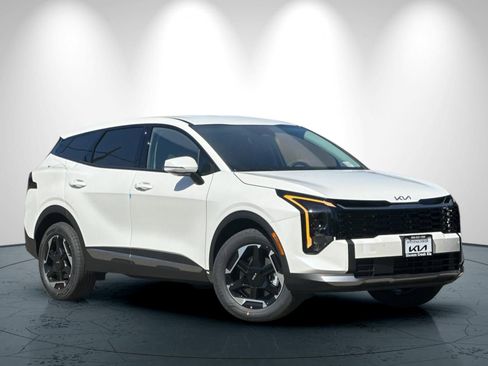 New 2026 Kia Sportage S AWD/4WD image 2