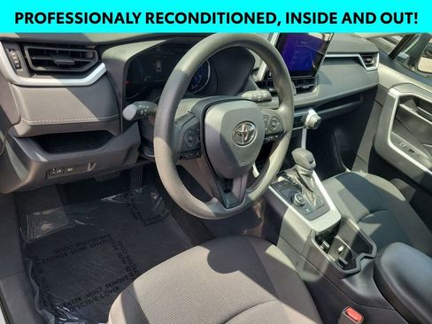 Certified 2024 Toyota RAV4 LE AWD/4WD image 7
