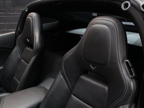 Used 2019 Chevrolet Corvette Stingray Coupe w/ 2LT Preferred Equipment Group RWD image 43
