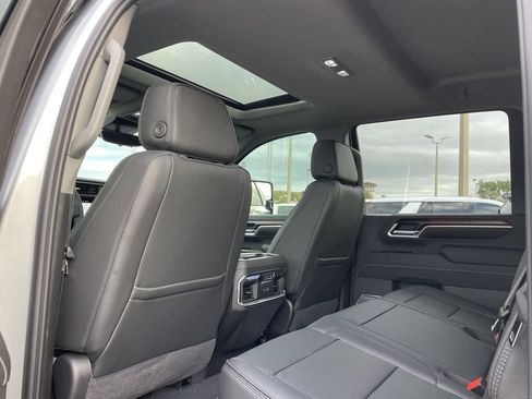 New 2026 GMC Sierra 2500 Denali w/ Denali Reserve Package AWD/4WD image 22