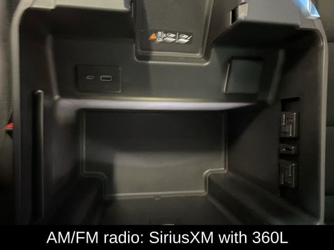 Used 2024 Chevrolet Silverado 1500 LT Trail Boss image 8