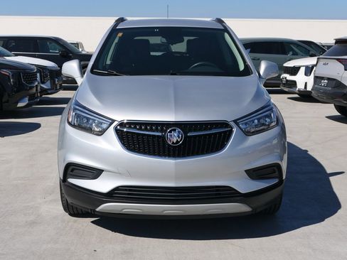 Used 2022 Buick Encore Preferred w/ Safety Package FWD image 9