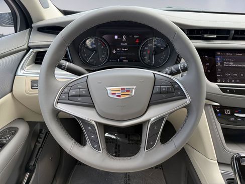 New 2026 Cadillac XT5 Premium Luxury w/ Driver Assist Package FWD image 16