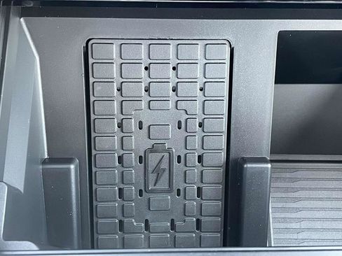 New 2025 Ford F250 King Ranch w/ Chrome Package image 27