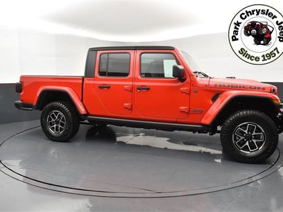 New 2025 Jeep Gladiator Rubicon w/ Convenience Group