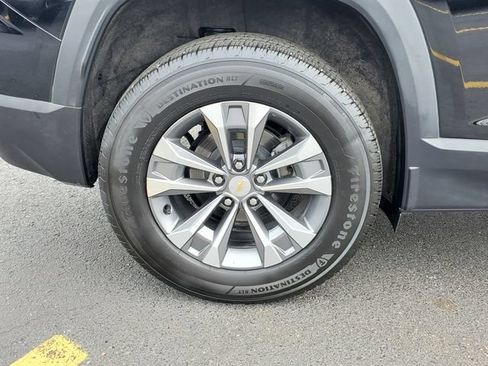 Certified 2025 Chevrolet Equinox LT FWD image 9