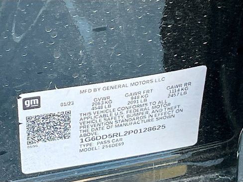 Used 2023 Cadillac CT4 V RWD image 30
