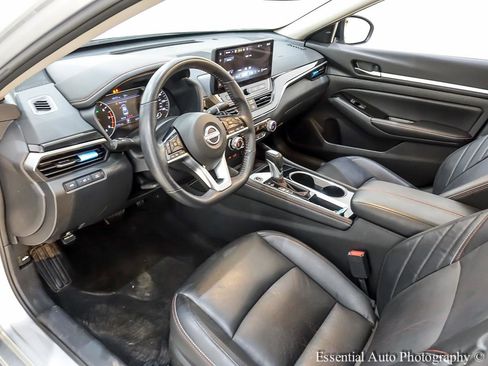 Used 2024 Nissan Altima 2.5 SR w/ SR Premium Package image 14