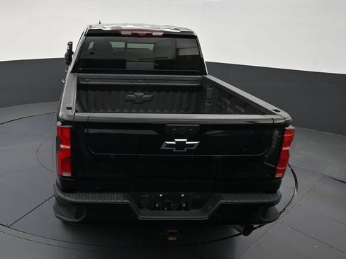 Used 2025 Chevrolet Silverado 2500 High Country w/ High Country Premium Package AWD/4WD image 15