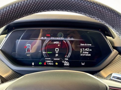 Used 2024 Audi RS e-tron GT image 12