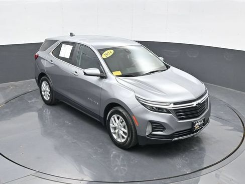 Used 2024 Chevrolet Equinox LT w/ LPO, Floor Liner Package FWD image 1