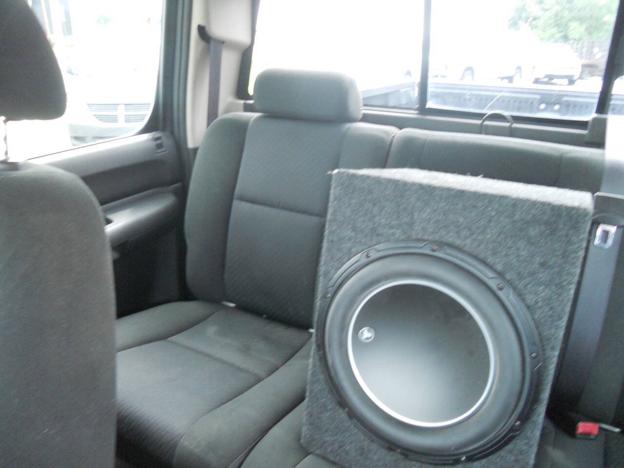 Used 2010 GMC Sierra 1500 SLE w/ (PDW) Pro Sport Package AWD/4WD image 30