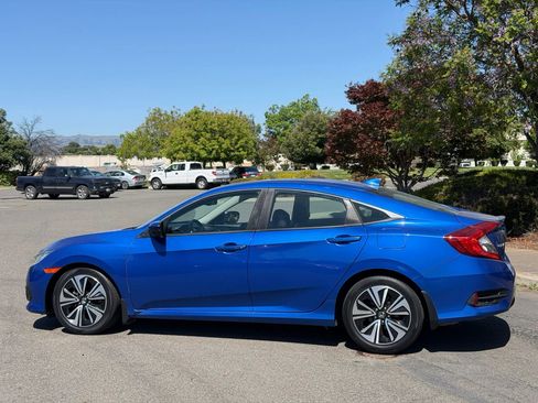 Used 2016 Honda Civic EX-L image 9