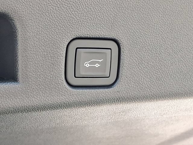 Used 2026 GMC Acadia Elevation w/ Elevation Premium Package FWD image 29