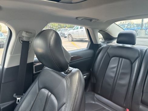Used 2016 Lincoln MKZ w/ Equipment Group 300A Reserve FWD image 16
