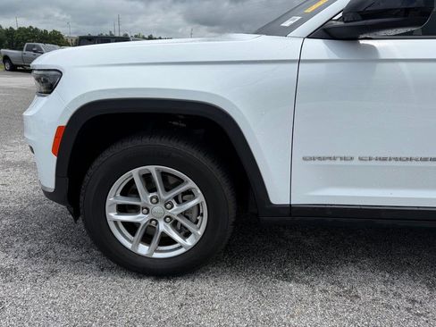 Used 2025 Jeep Grand Cherokee L Laredo w/ Luxury Tech Group I AWD/4WD image 21