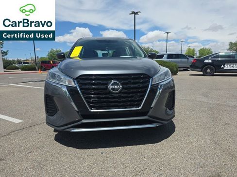 Used 2022 Nissan Kicks S w/ Interior Electronics Package FWD image 9