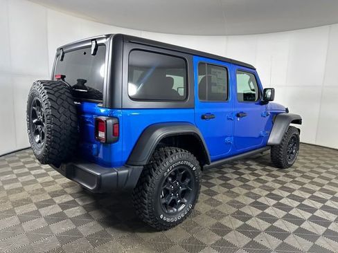 Used 2023 Jeep Wrangler Unlimited w/ Cold Weather Group AWD/4WD image 3
