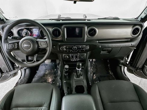 Used 2023 Jeep Wrangler Sport AWD/4WD image 15