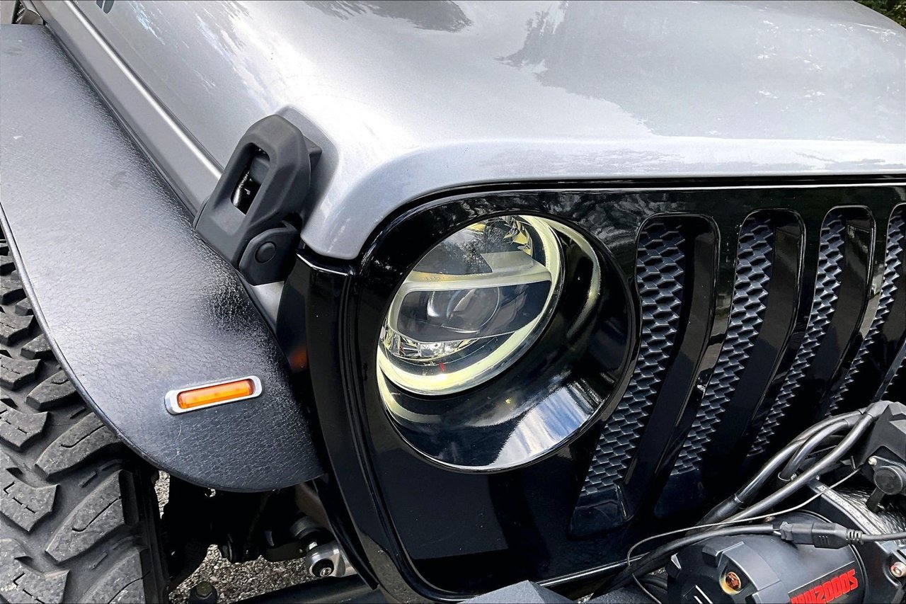 Used 2020 Jeep Wrangler Unlimited Sport AWD/4WD image 30