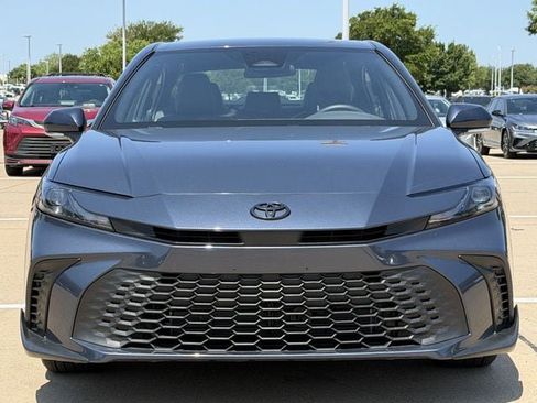 Used 2026 Toyota Camry SE FWD image 8