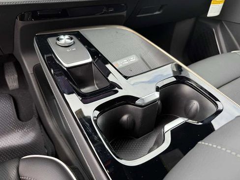 New 2026 Buick Enclave Avenir image 12