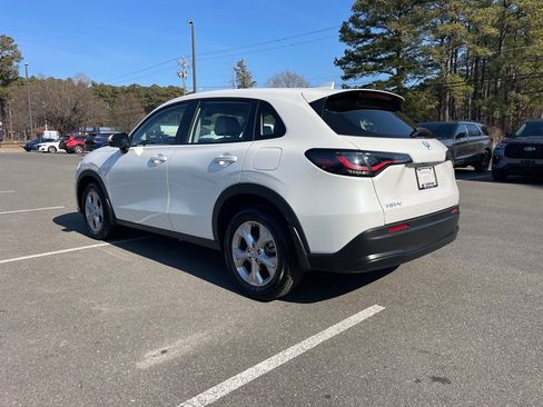 Certified 2025 Honda HR-V LX image 12