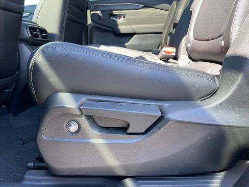 New 2026 Honda Pilot Touring image 43