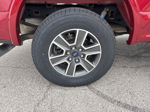 Used 2016 Ford F150 XLT w/ Equipment Group 302A Luxury AWD/4WD image 12