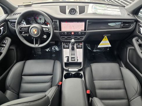 New 2026 Porsche Macan S image 13