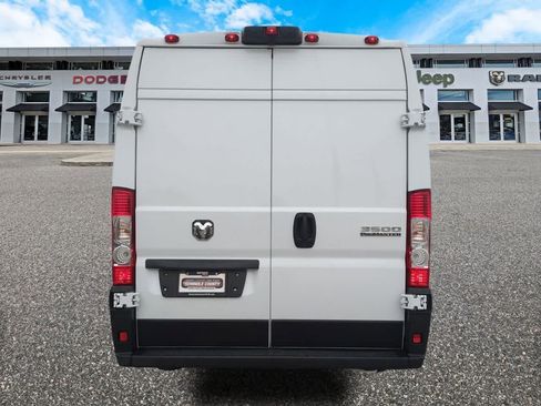 Used 2025 RAM ProMaster 3500 w/ Convenience Group FWD image 7