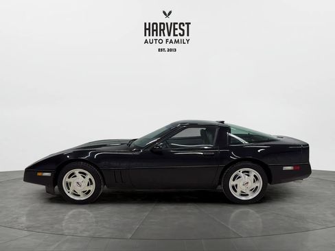 Used 1989 Chevrolet Corvette Coupe RWD image 2