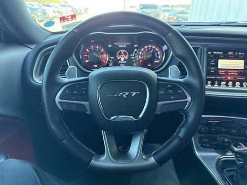 Used 2016 Dodge Challenger SRT Hellcat image 26