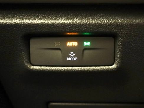 New 2026 Volkswagen Tiguan SE R-Line image 28