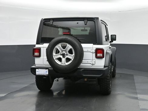 Used 2020 Jeep Wrangler Sport image 6