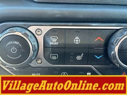 Used 2019 Jeep Wrangler Unlimited Sport w/ Technology Group AWD/4WD image 20
