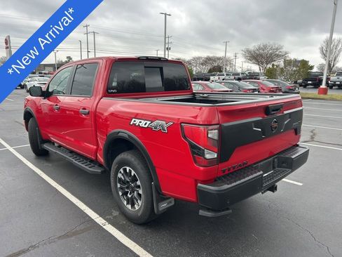 Used 2021 Nissan Titan PRO-4X w/ Pro-4x Utility Package image 8