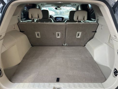 Used 2018 GMC Terrain Denali w/ Advanced Safety Package image 15