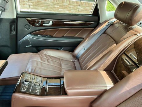 Used 2012 Hyundai Equus Ultimate RWD image 45