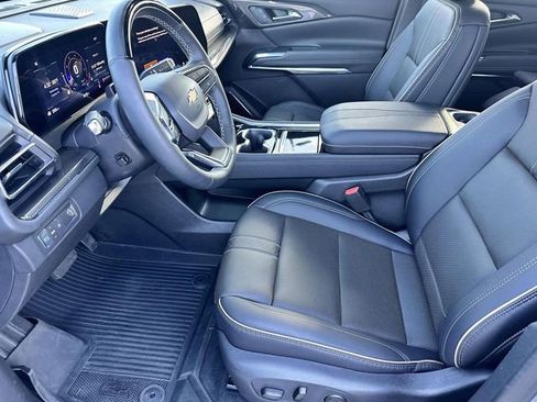 Used 2025 Chevrolet Traverse High Country w/ LPO, Floor Liner Package image 13