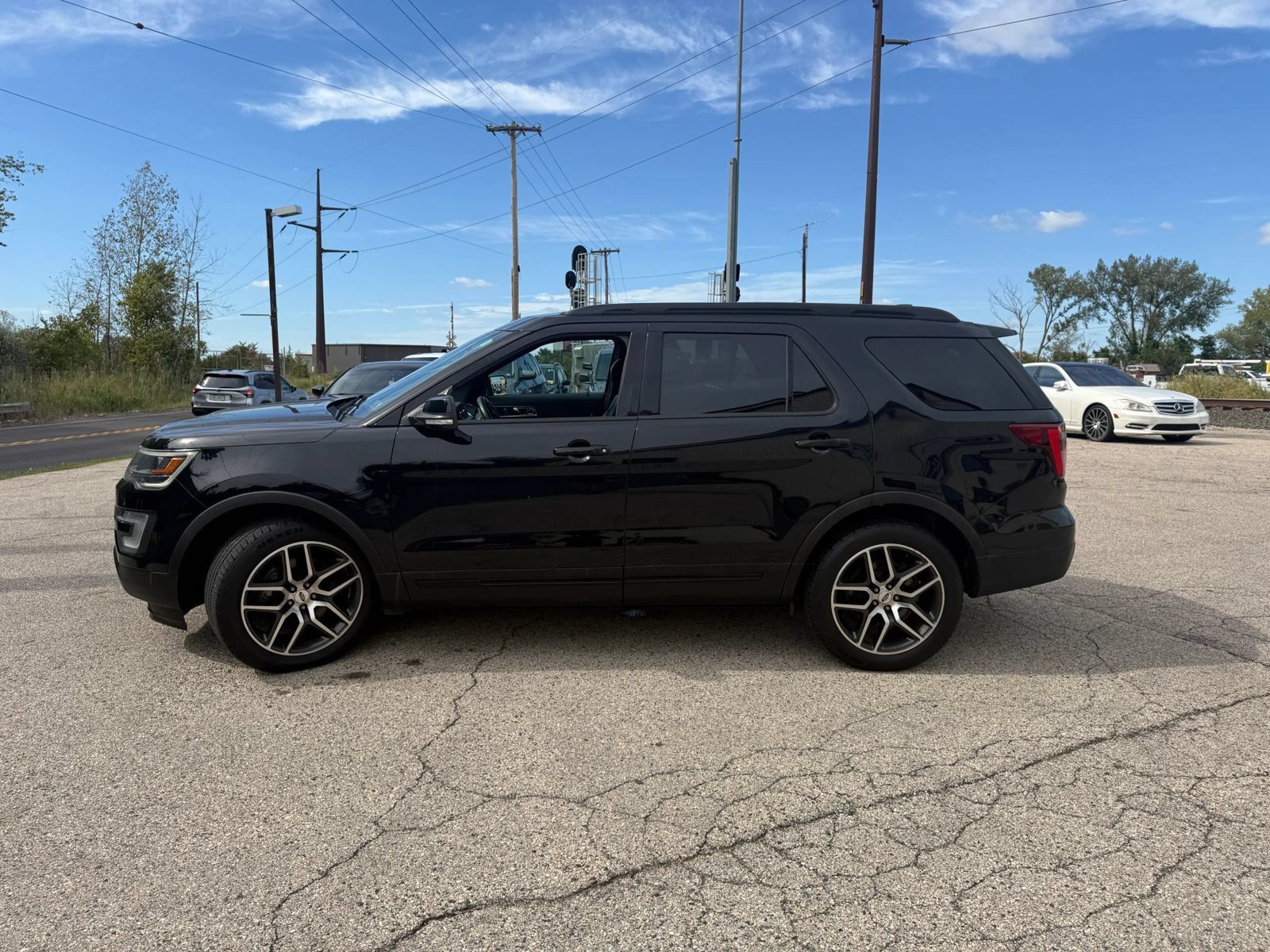 Used 2017 Ford Explorer Sport AWD/4WD image 8