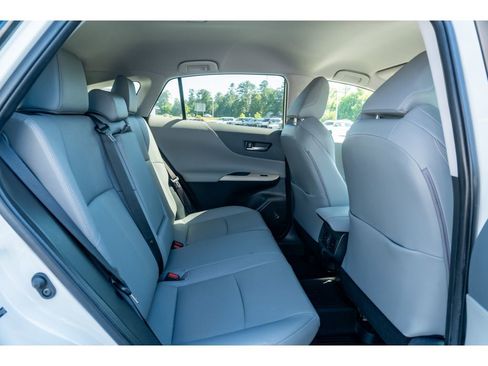 Used 2021 Toyota Venza Limited w/ Advanced Technology Package AWD/4WD image 17