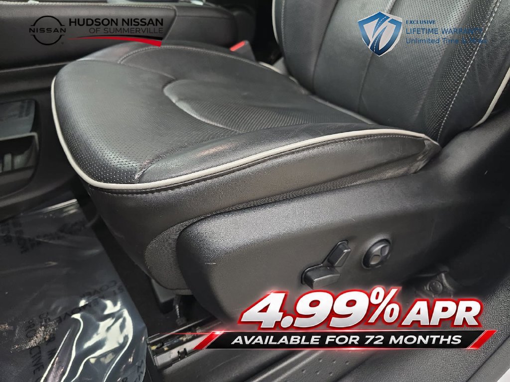 Used 2021 Chrysler Pacifica Limited w/ Uconnect Theater Family Group FWD image 29