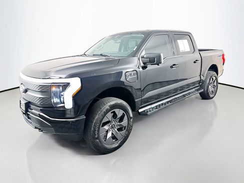 Used 2023 Ford F150 Lightning XLT w/ Equipment Group 312A High AWD/4WD image 3