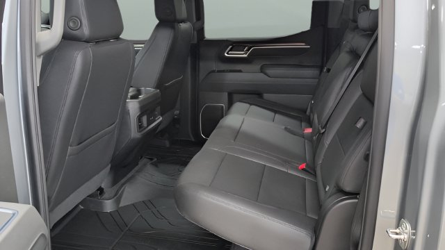 New 2026 Chevrolet Silverado 1500 RST w/ Safety Package AWD/4WD image 18