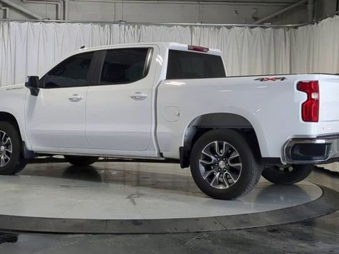 Used 2024 Chevrolet Silverado 1500 LT AWD/4WD image 8