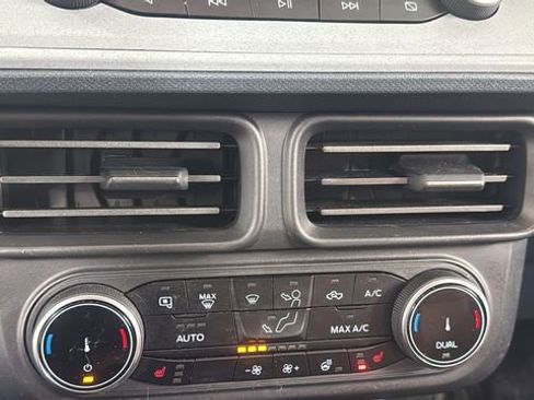 Used 2023 Ford Maverick Lariat w/ Lariat Luxury Package AWD/4WD image 25