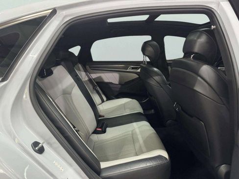 Used 2018 Genesis G80 3.3T Sport image 35