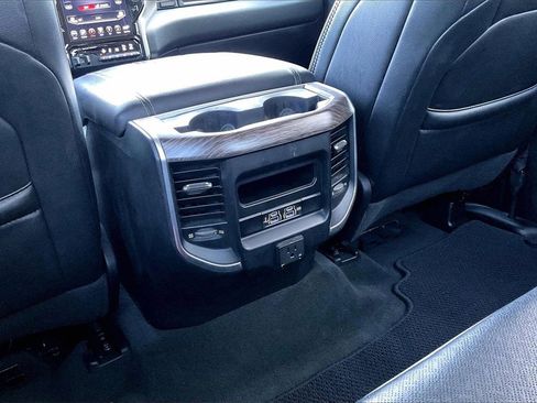 Used 2020 RAM 1500 Laramie image 34