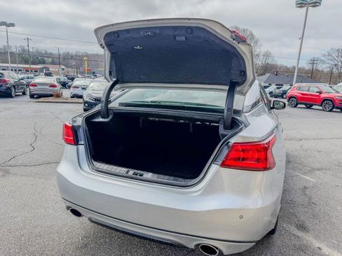 Used 2018 Nissan Maxima 3.5 SV image 12